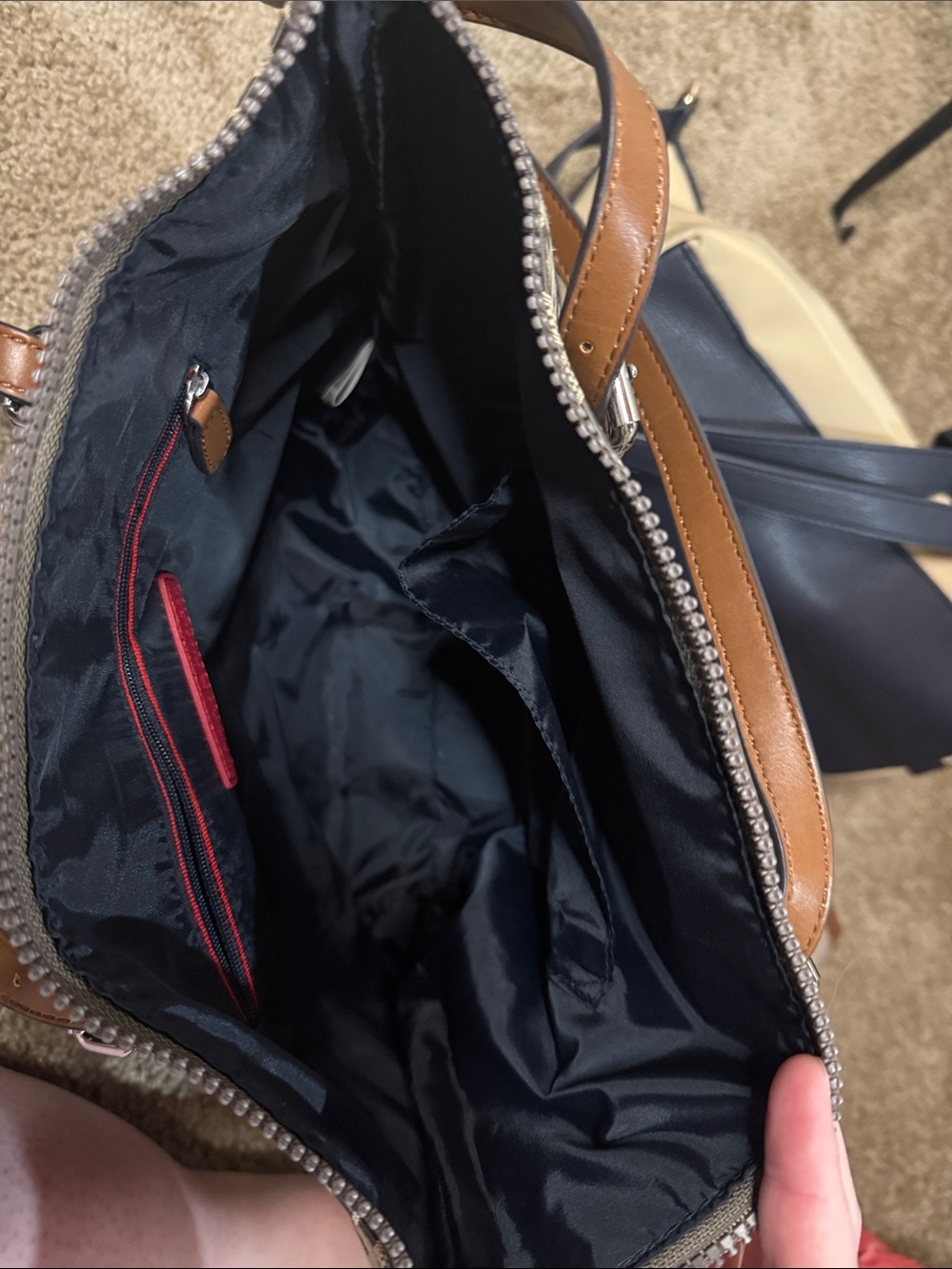 Tommy Hilfiger Shoulder Bags & Wallet Bundle - Picture 8 of 9